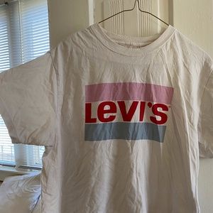 Levi's Tee